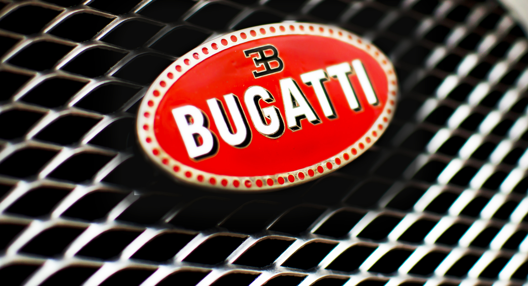 BUGATTI CHIRON: HYPERCAR IRRIVERENTE