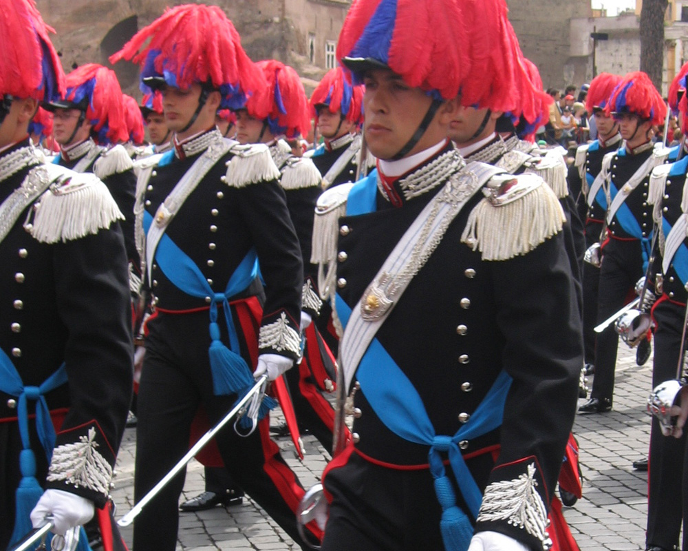 ARMA DEI CARABINIERI: 201 ANNI, NEI SECOLI FEDELE