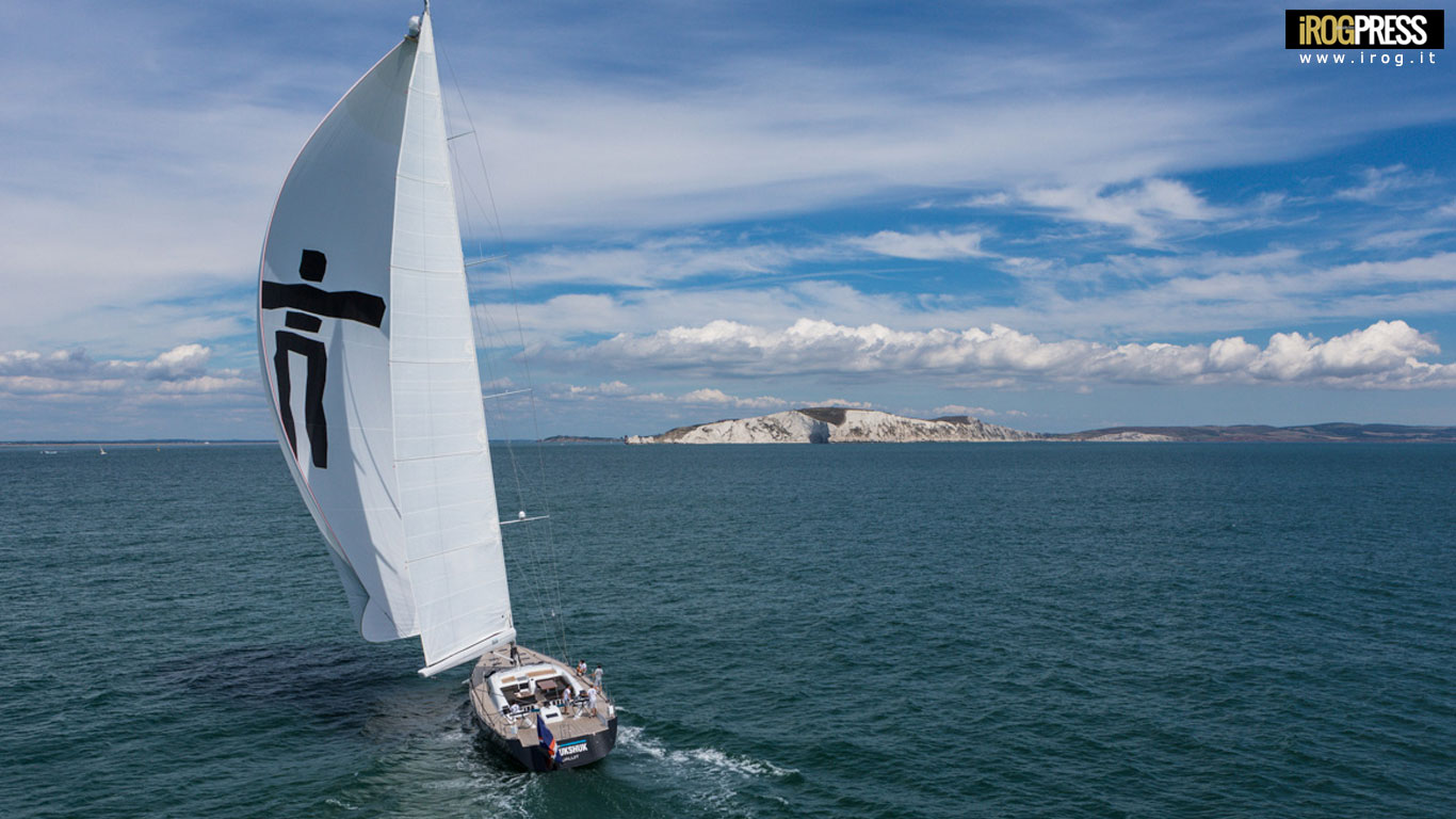 AL VIA MONTENAPOLEONE YACHT CLUB