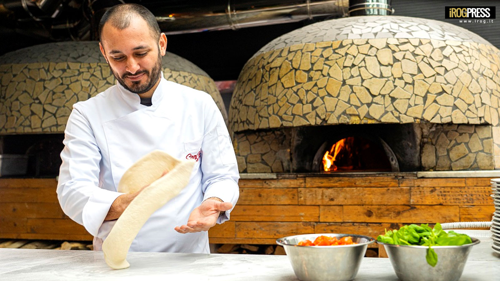 TIRARE LE ORECCHIE ALLA PIZZA, LA TENDENZA LANCIATA (A BRESCIA) DA UN TRENTENNE NAPOLETANO