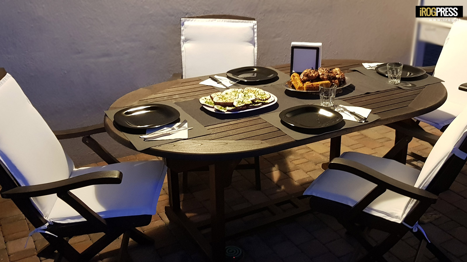 COVID: COLDIRETTI, CON RIAPERTURE ESTATE A TAVOLA DA 30 MILIARDI