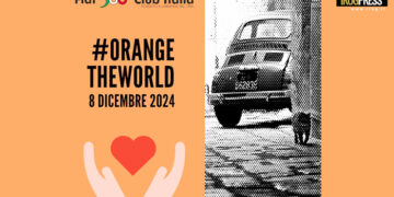 UNA FIAT 500 ROSSA CONTRO LA VIOLENZA DI GENERE