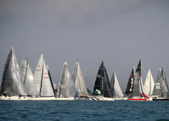 LA OTTANTA DEL CIRCOLO NAUTICO SANTA MARGHERITA, PRIMA LUNGA DEL TROFEO CAORLE X2 XTUTTI 2025. 50 ANNI DI VELA OFFSHORE DEL CNSM