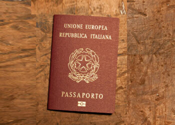 PASSAPORTO E CARTA D’IDENTITÀ: TUTTE LE NOVITÀ SULLE REGOLE PER L’ESPATRIO