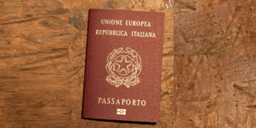 PASSAPORTO E CARTA D’IDENTITÀ: TUTTE LE NOVITÀ SULLE REGOLE PER L’ESPATRIO