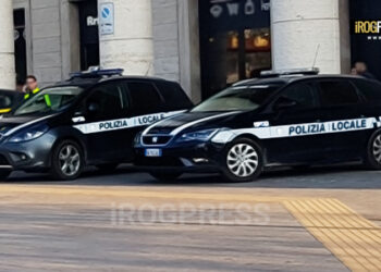 PADOVA, CONSEGNE A DOMICILIO. MEZZI IRREGOLARI IN CIRCOLAZIONE FERMATI DALLA POLIZIA LOCALE