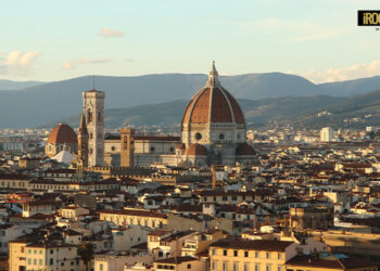 CARABINIERI LIBERI DAL SERVIZIO ARRESTANO 5 BORSEGGIATRICI