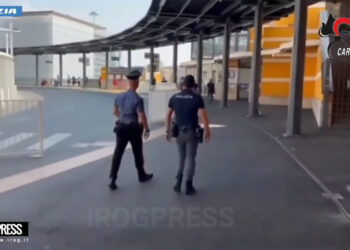 RAPINE VIOLENTE IN ZONA STAZIONE, IN CARCERE 6 GIOVANI A BRESCIA