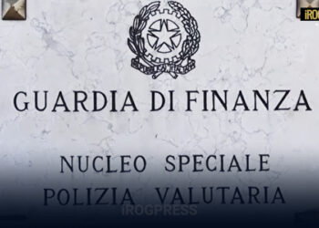 SVUOTAVANO CONTI CORRENTI DI IGNARE VITTIME RICORRENDO A PRATICHE DI PHISHING